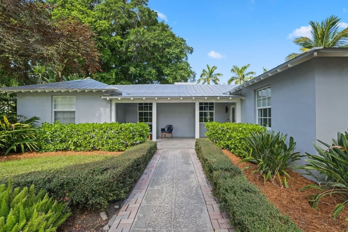 Photo of 920 Hibiscus Lane