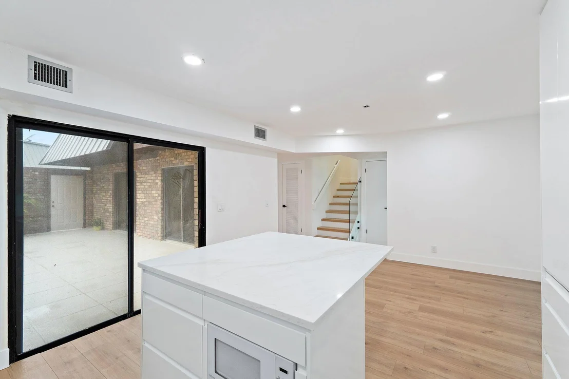 Photo of Unit 7C at 1420 Ocean Way