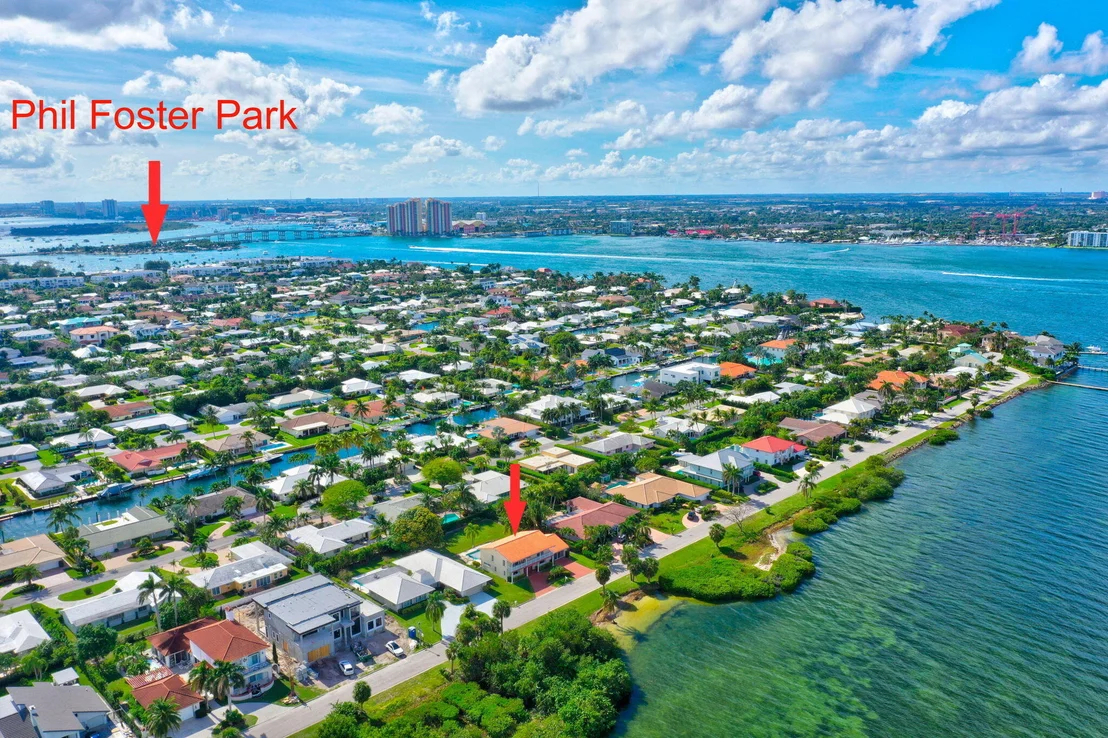 Photo of 1141 Pine Point Road