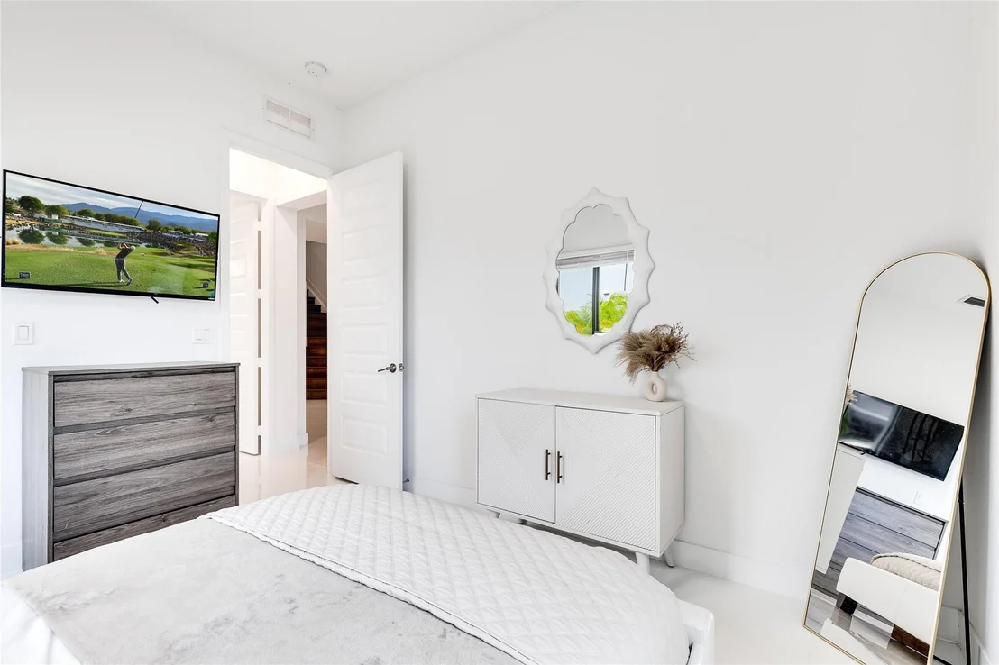 Photo of 10995 Passage Way