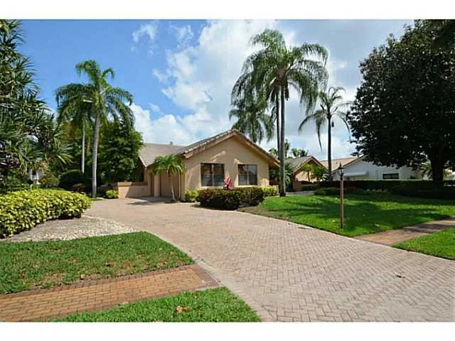 Photo of 17854 Foxborough Lane