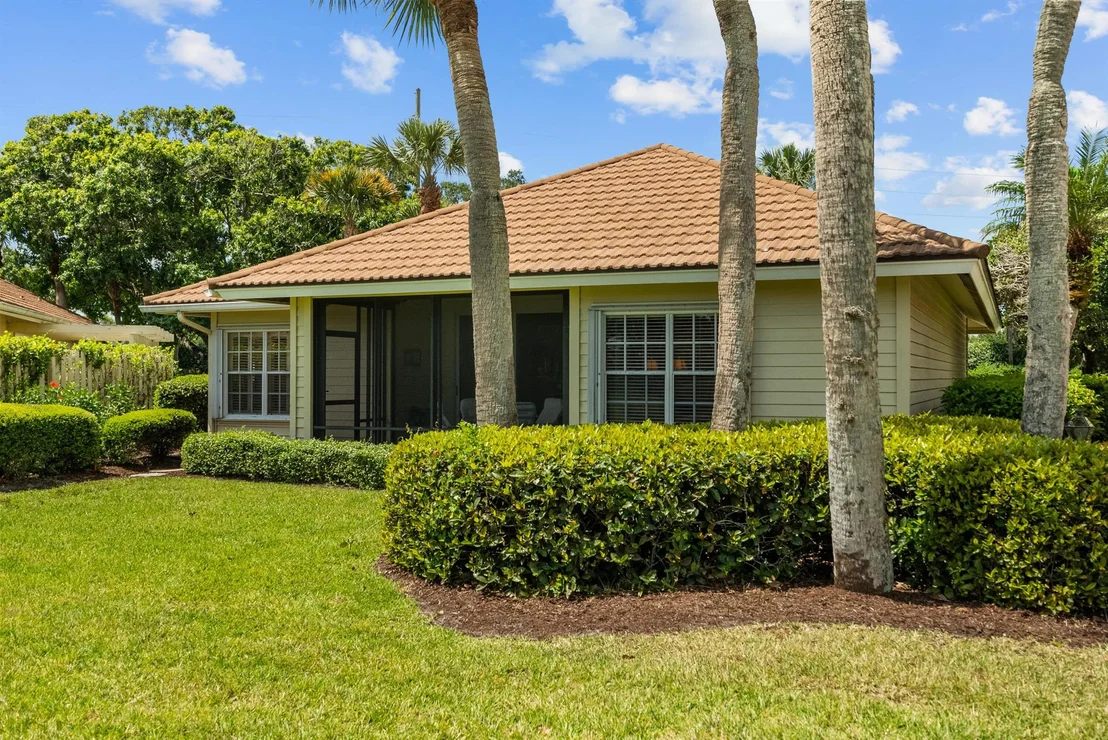 Photo of 7066 SE Winged Foot Drive