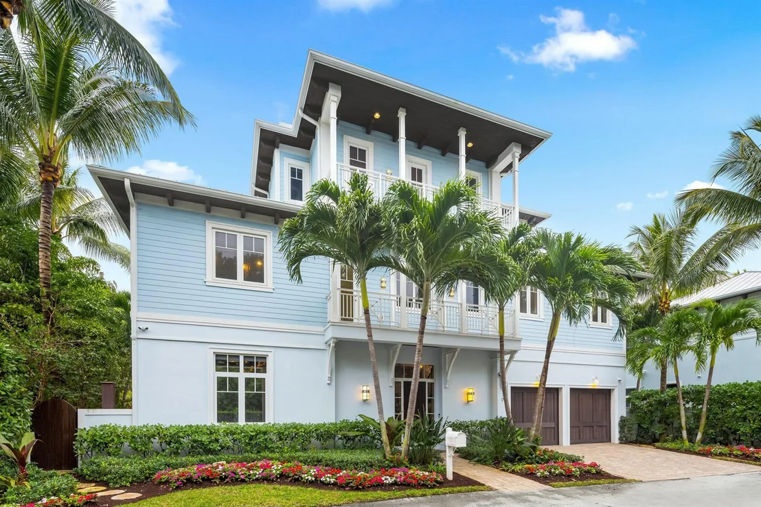 Photo of 970 Lago Mar Lane