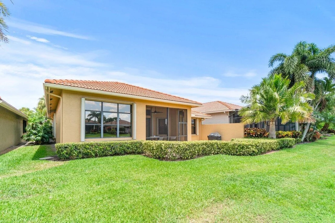 Photo of 6927 Boscanni Drive