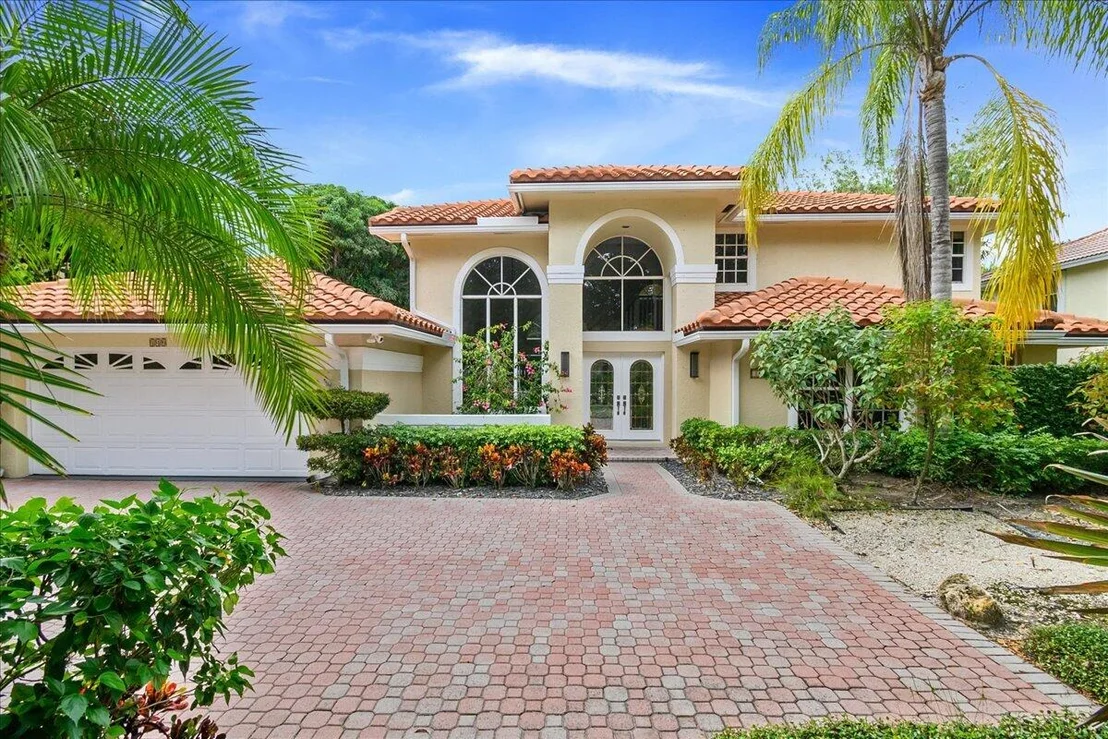 Photo of 140 Victorian Lane