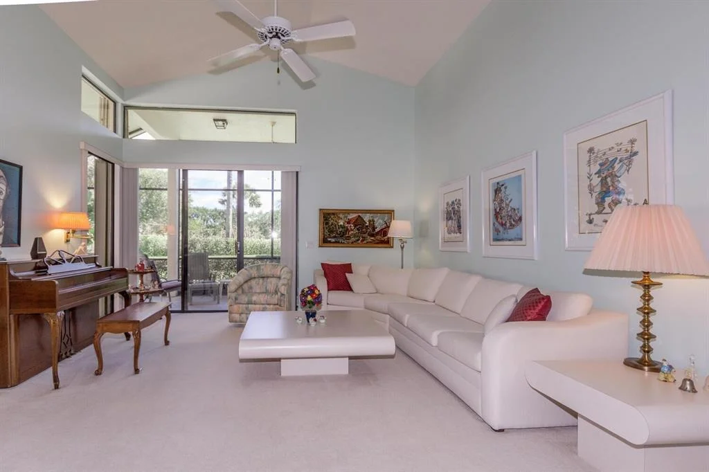 Photo of 10176 Lexington Circle N