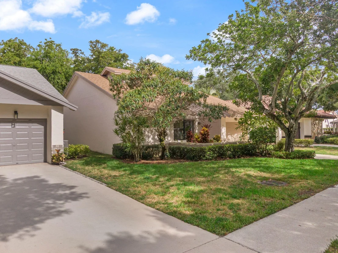 Photo of 4851 Boxwood Circle