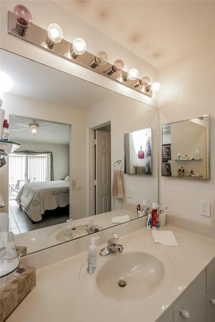 Photo of 4033 Pine Ridge Lane