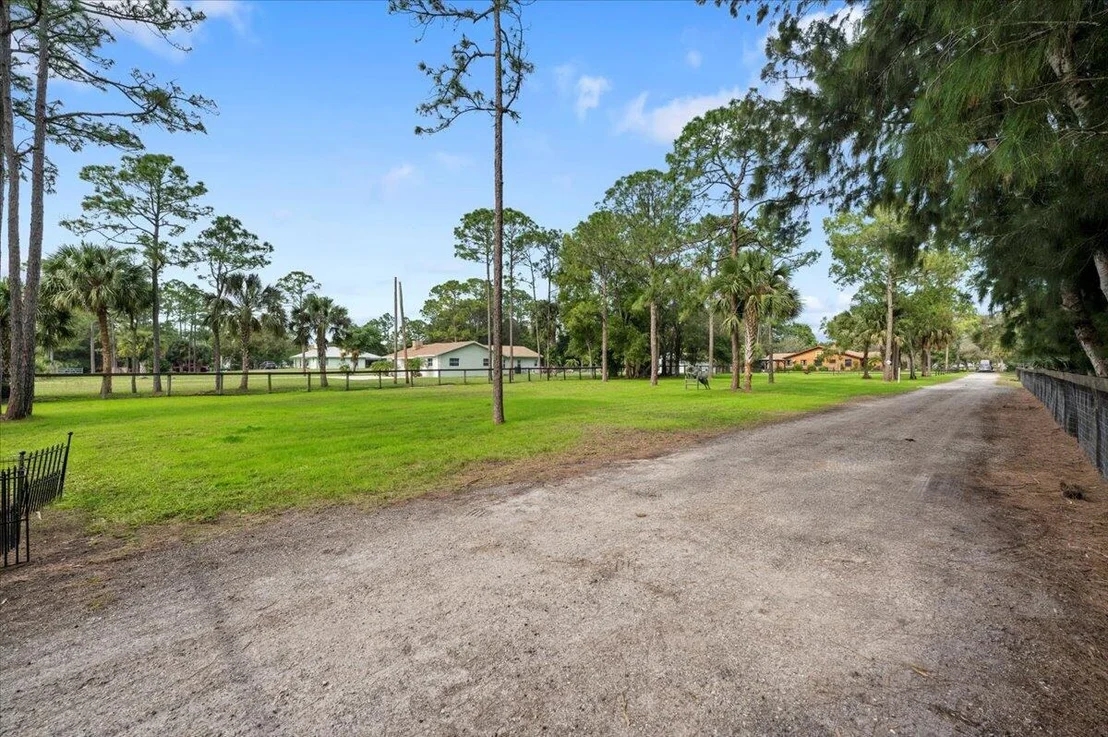 Photo of 2371 147th Drive N