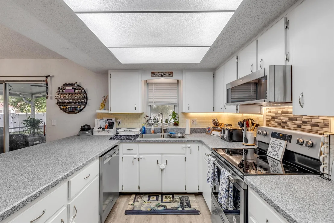 Photo of 3118 Willow Oak Drive