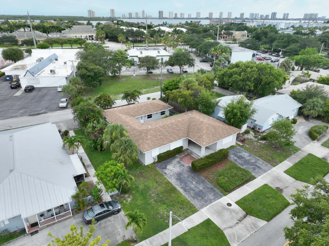 Photo of 522 Eastwind Drive