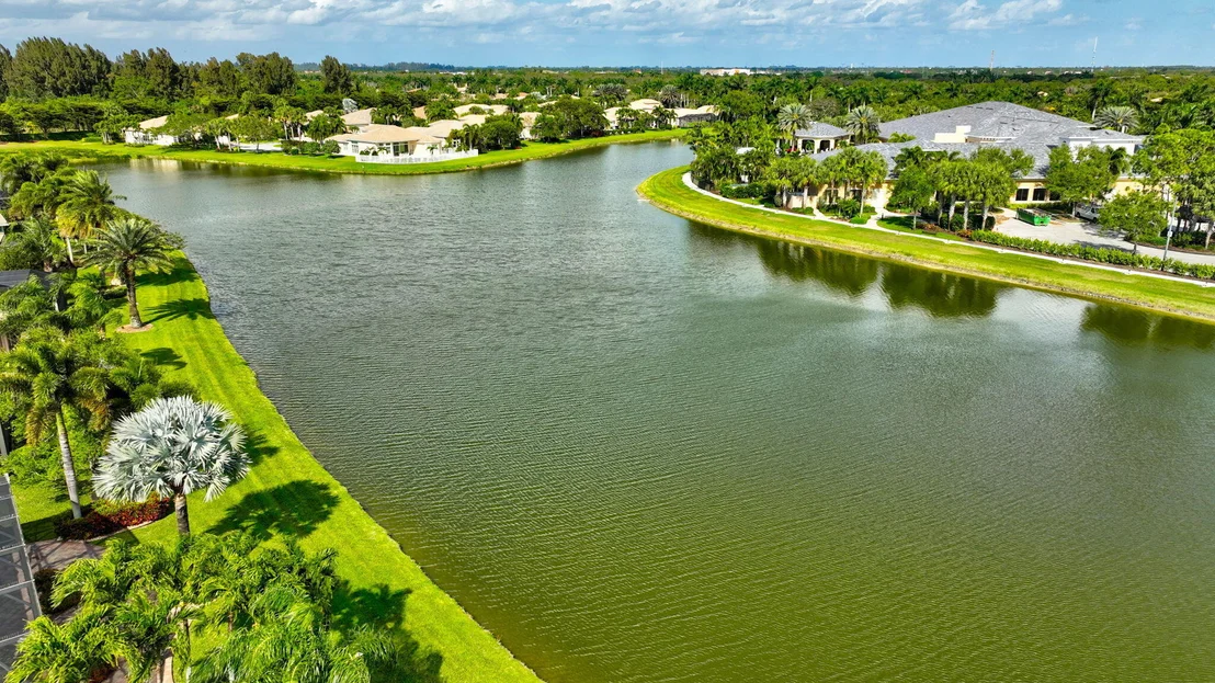 Photo of 10702 Whitewind Circle