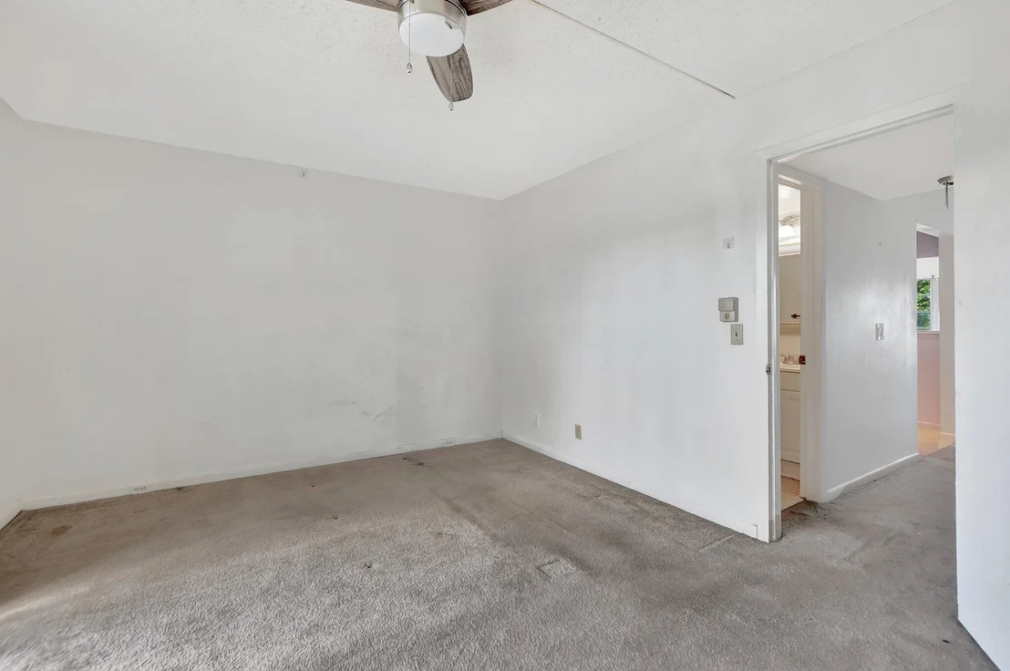 Photo of Unit D at 147 Brighton D