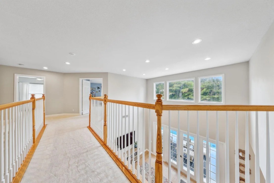 Photo of 423 Meadowlark Drive