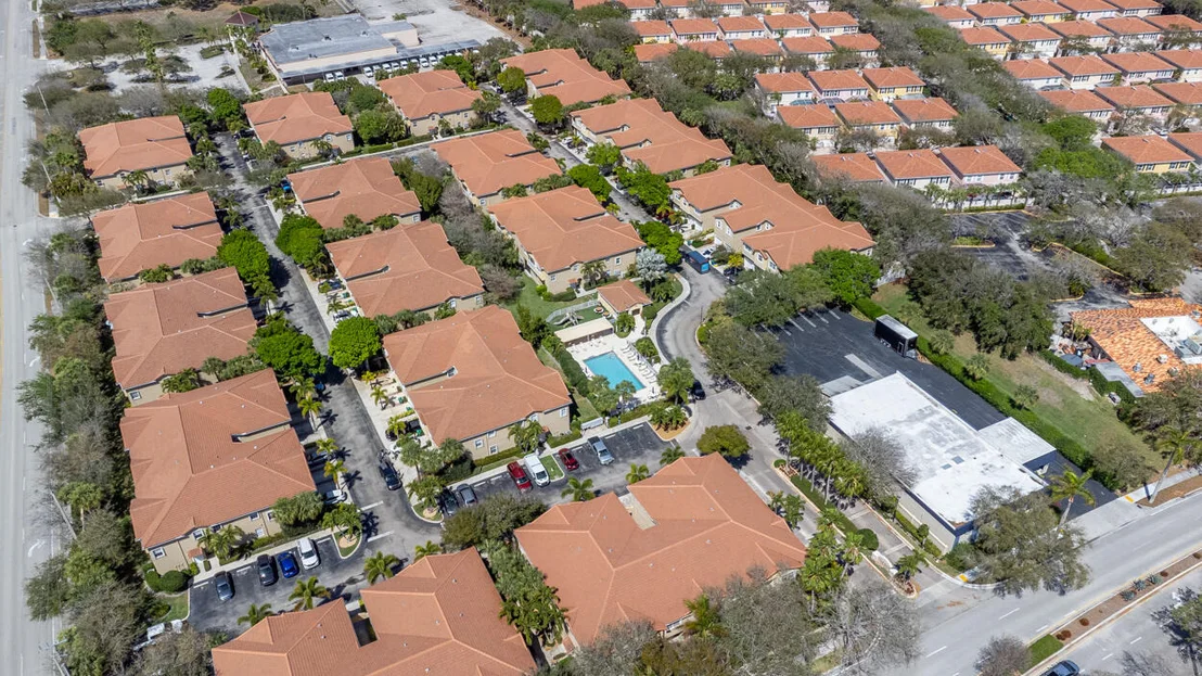 Photo of Unit H at 110 Lighthouse Circle