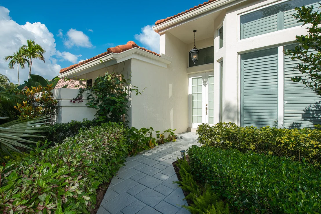 Photo of 1055 Parkside Circle N