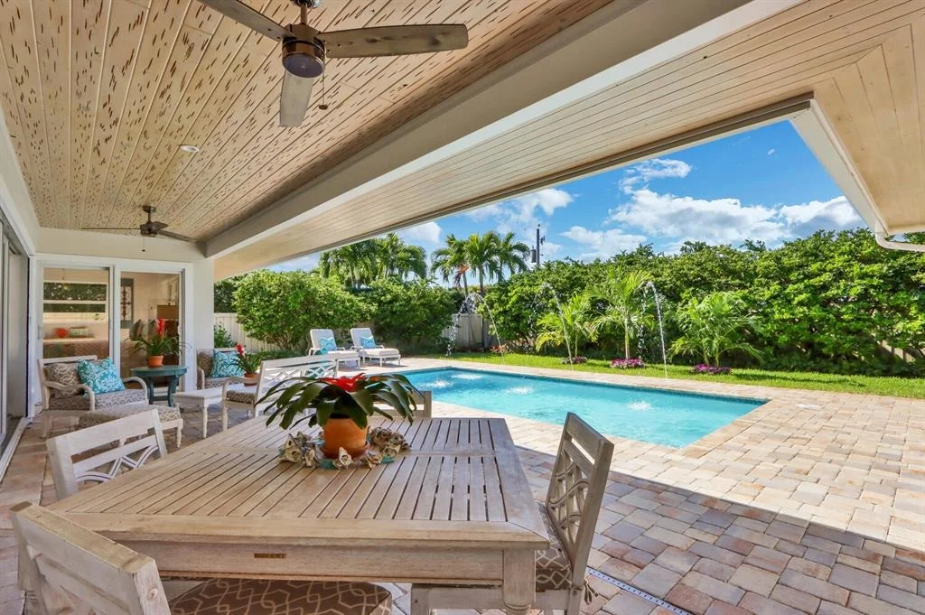 Photo of 521 Sunset Way