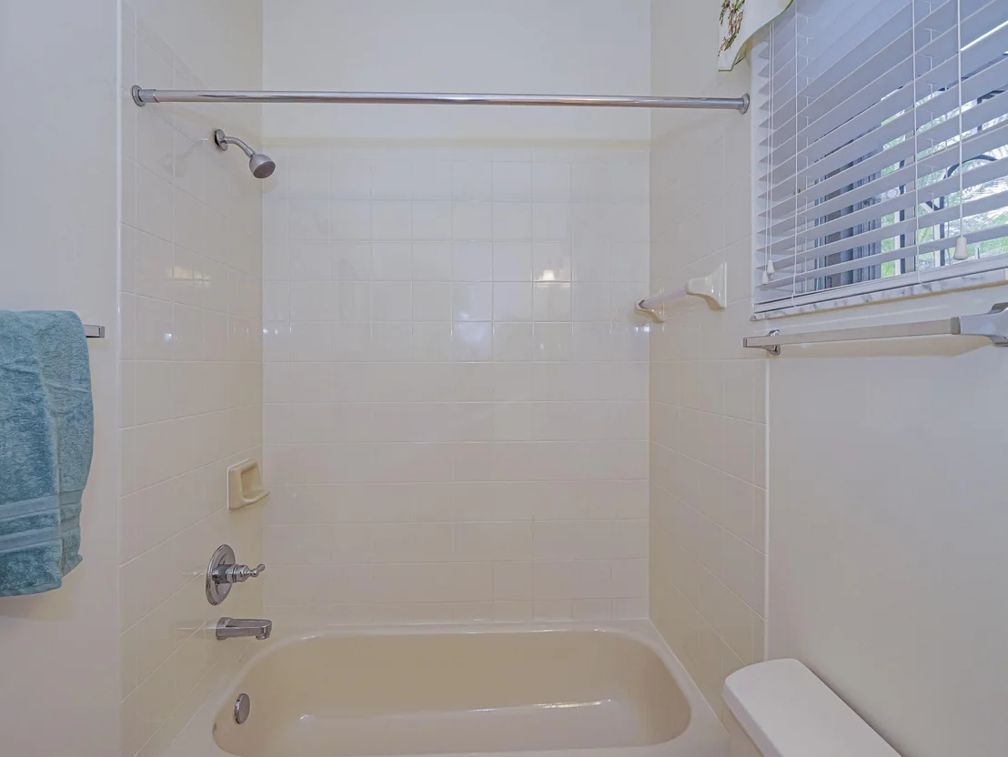 Photo of 6871 SE Twin Oaks Circle