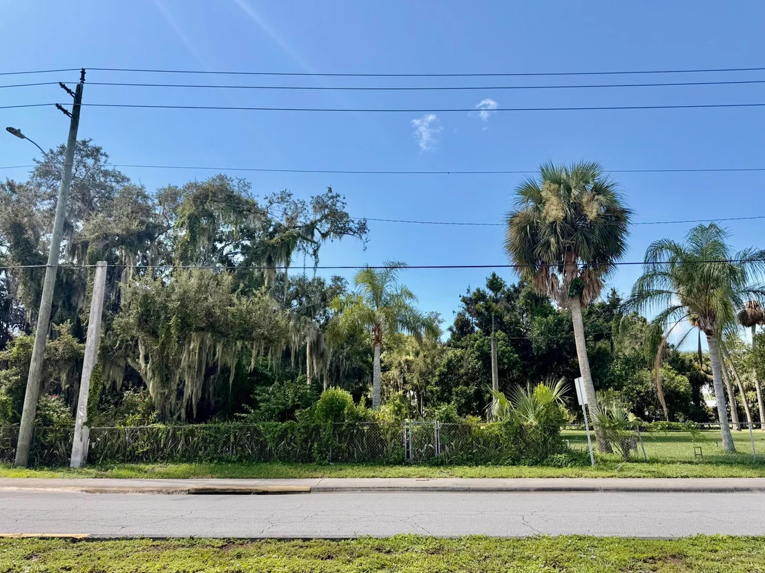 Photo of 202 SE 4TH Street