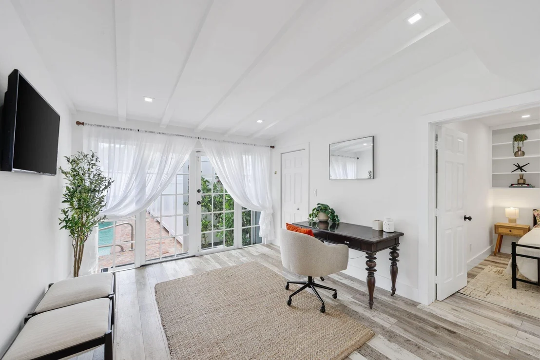 Photo of 744 Sunset Road