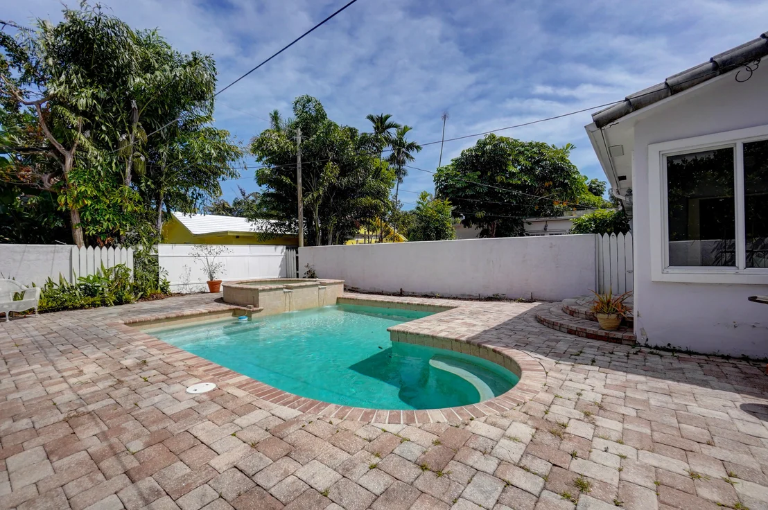 Photo of 229 Venetian Drive