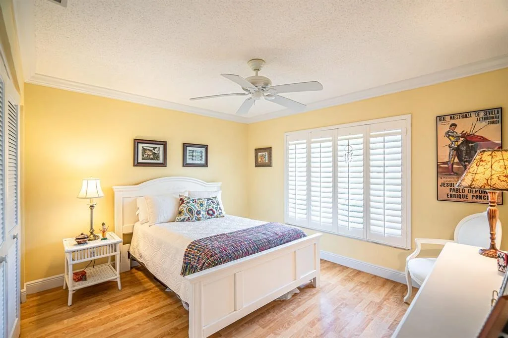 Photo of 6164 Petaluma Drive