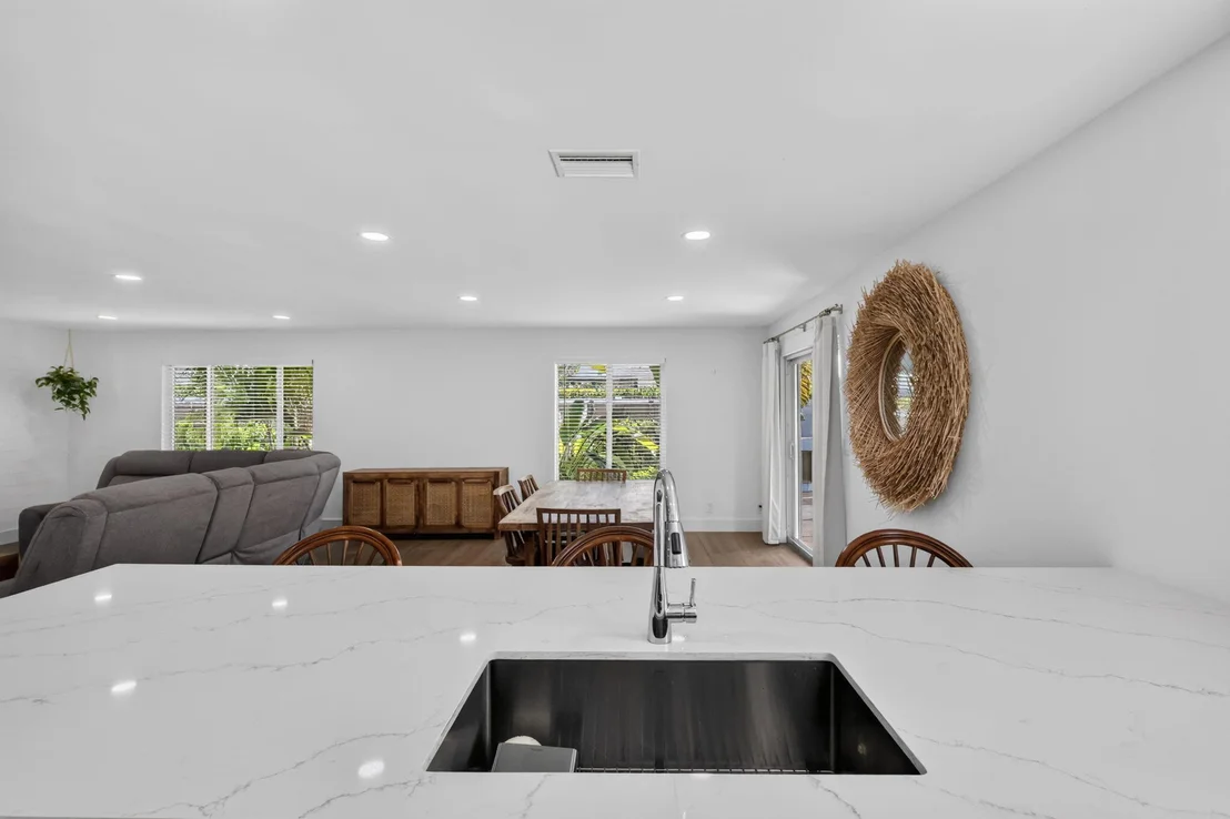Photo of 617 Heron Drive