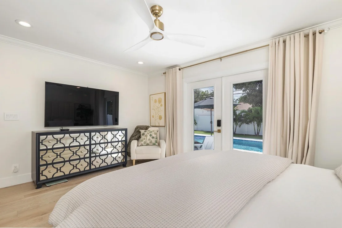 Photo of 340 Ellamar Road