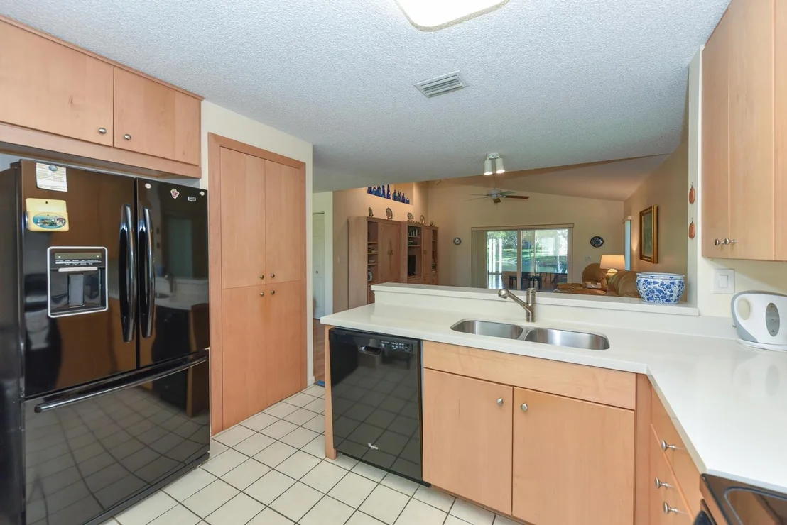 Photo of 8516 Tourmaline Boulevard