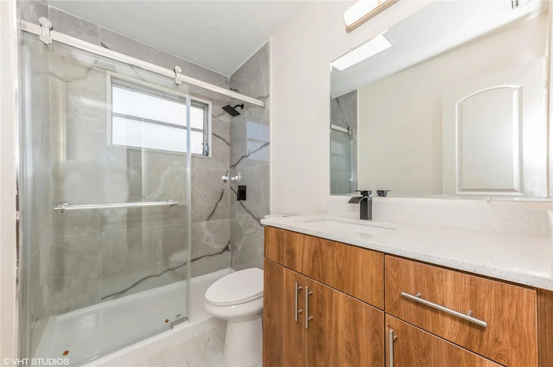Photo of 1049 Coral Drive