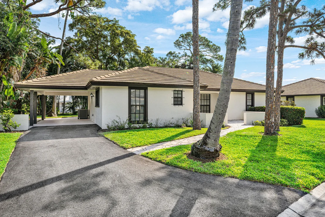 Photo of 433 Pine Villa Drive