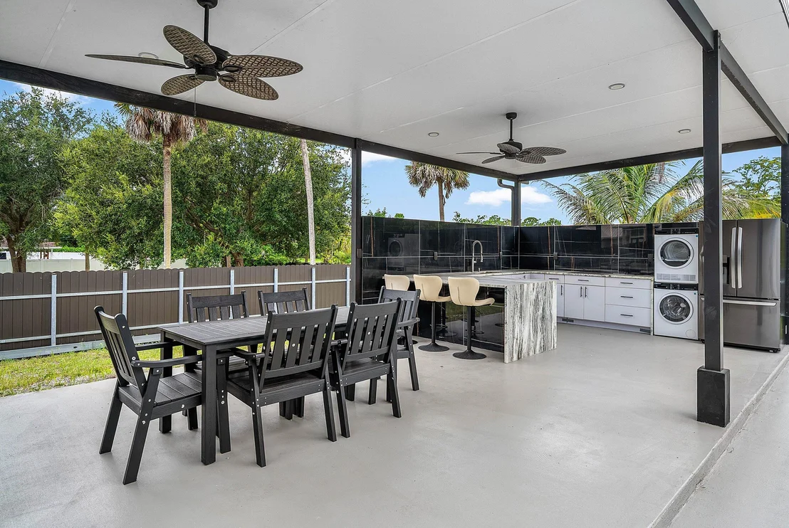 Photo of 641 Marshall Road