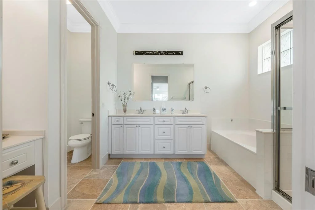 Photo of 1811 W Community Drive