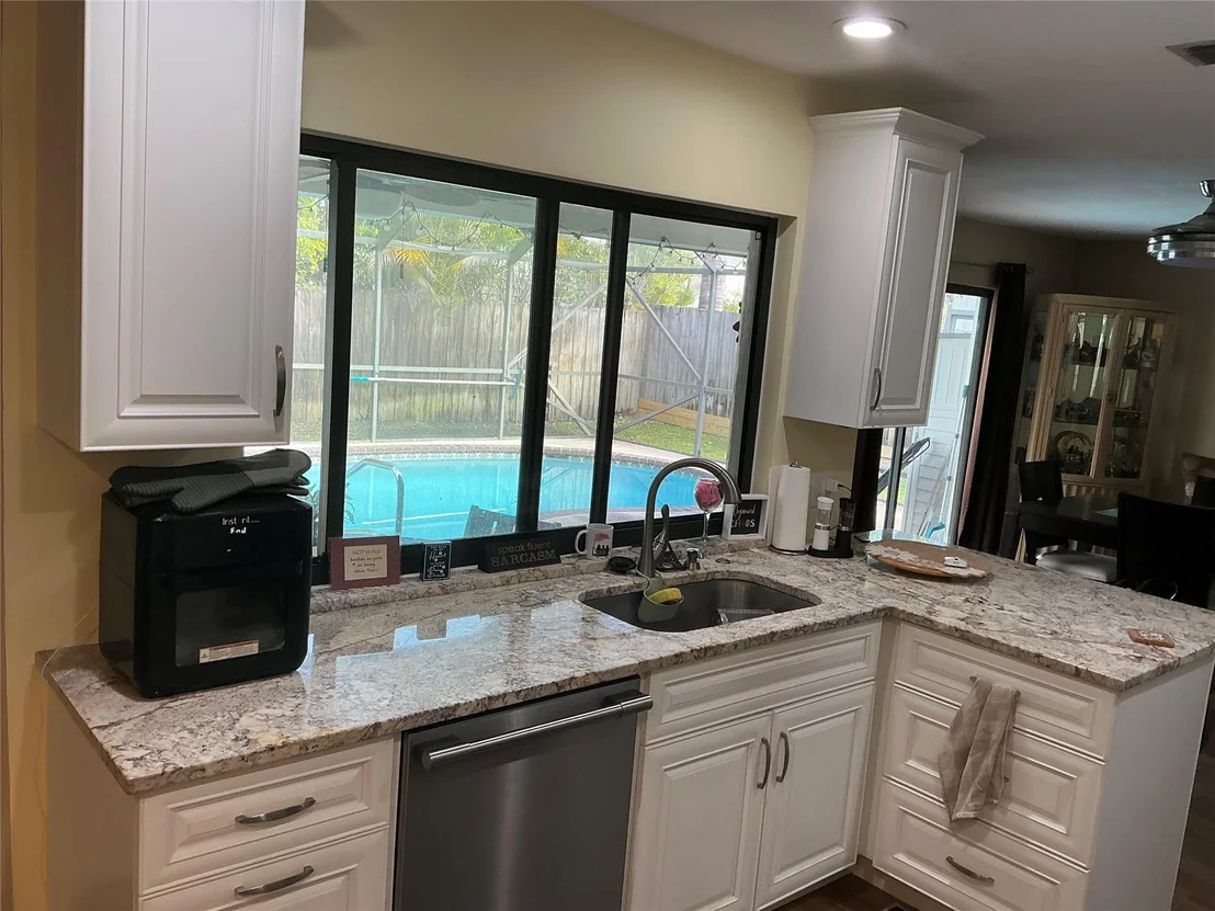 Photo of 6175 Amberwoods Drive