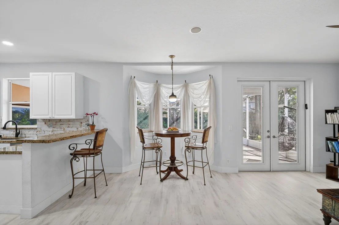 Photo of 1605 E Classical Boulevard
