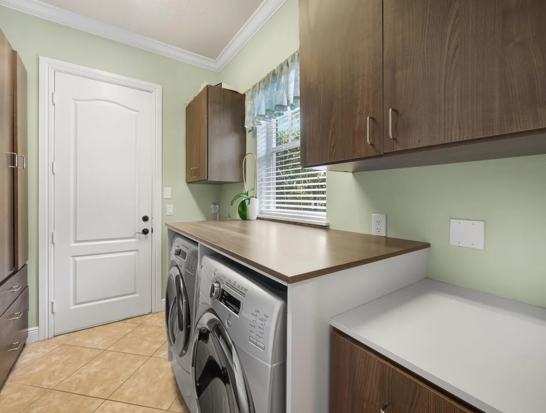 Photo of 206 Botanica Drive
