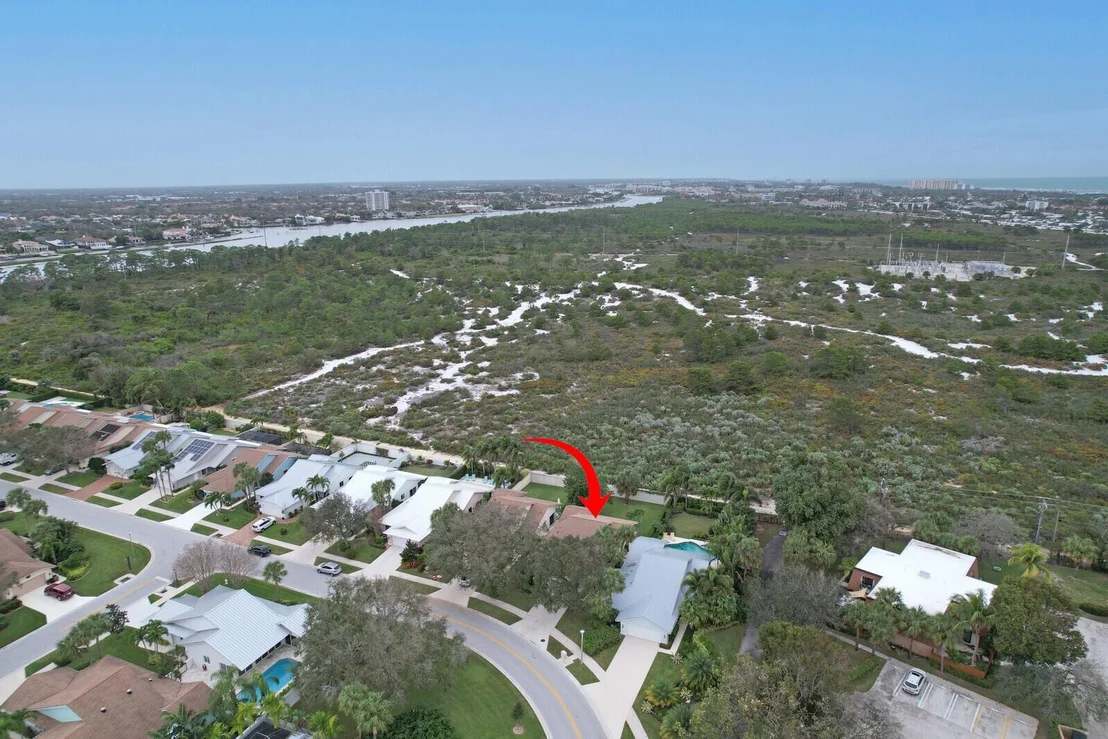 Photo of 408 River Edge Road