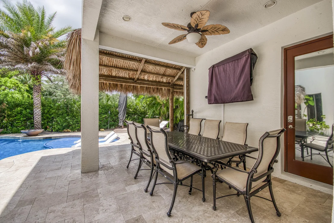 Photo of 3581 Collonade Drive