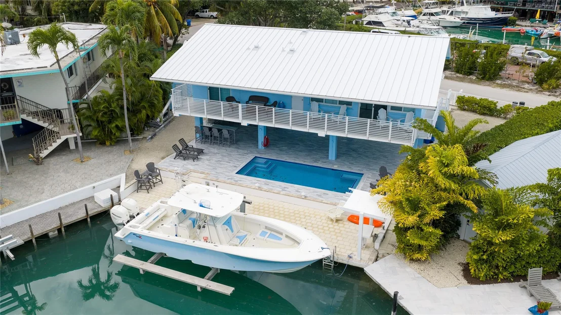 Photo of 102 Harbor Drive