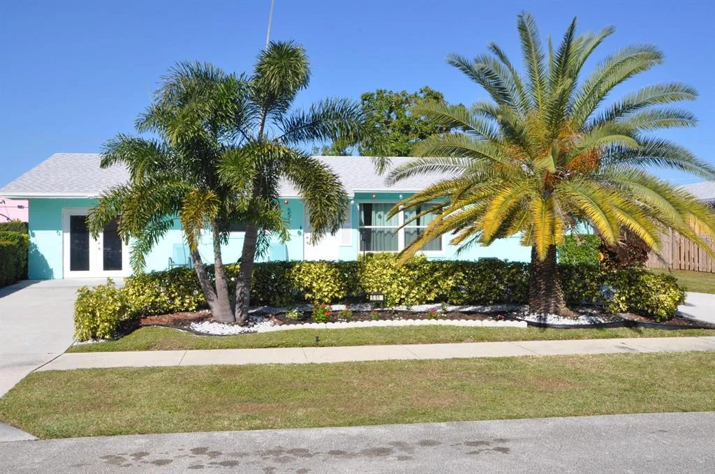 Photo of 551 Teak Drive