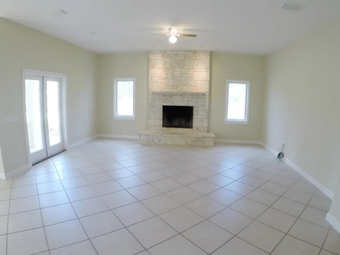 Photo of 15847 86th Road N