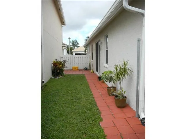 Photo of 7638 Thornlee Drive