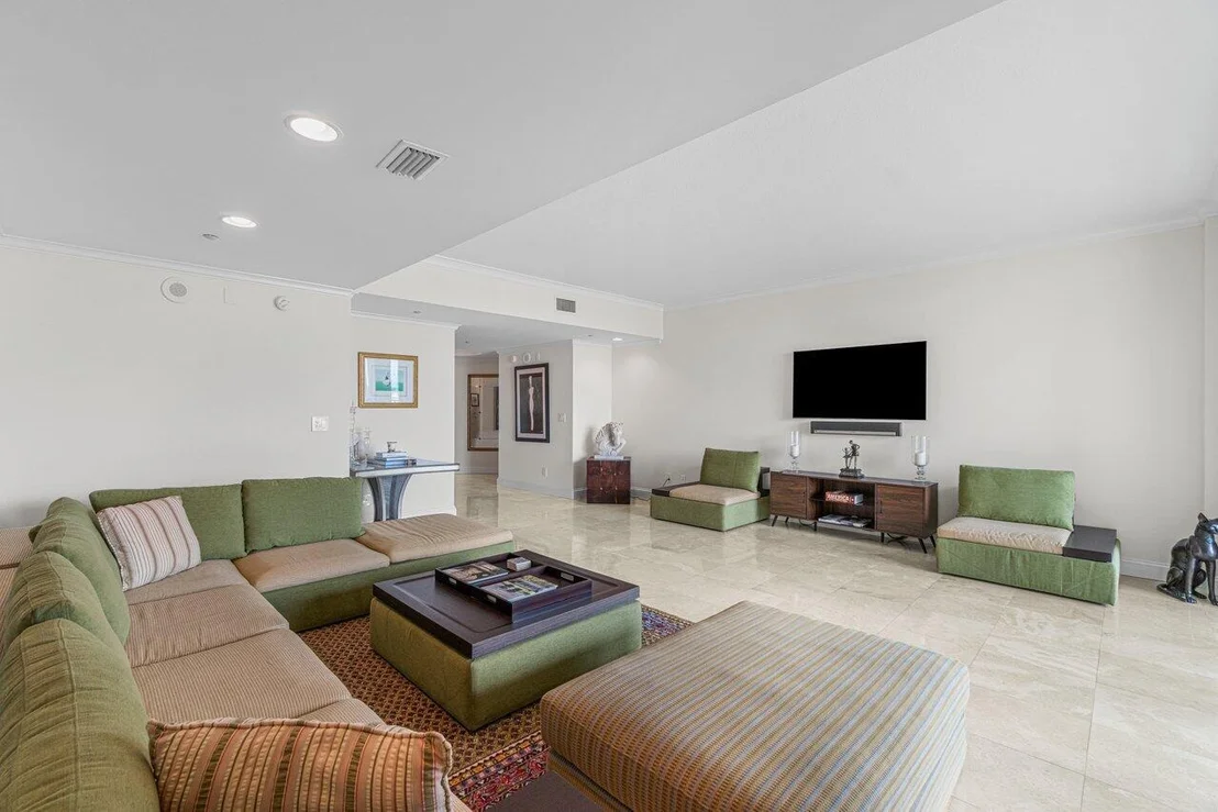 Photo of Unit 607 at 3720 S Ocean Boulevard