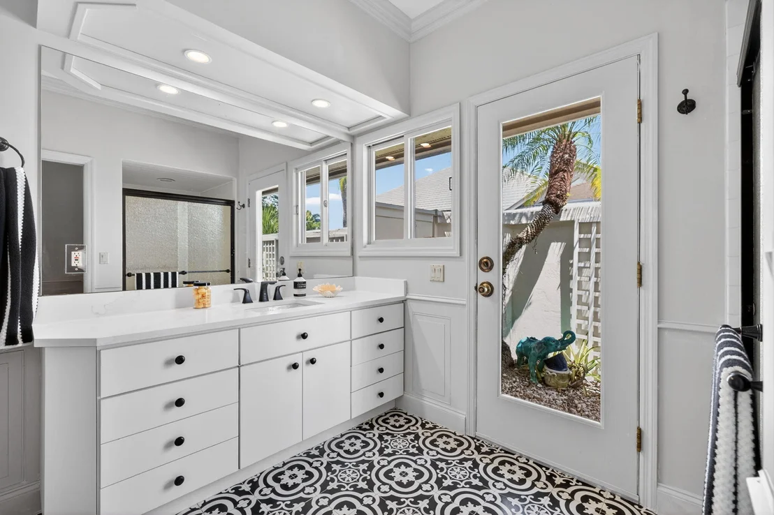 Photo of 6460 SE Winged Foot Drive
