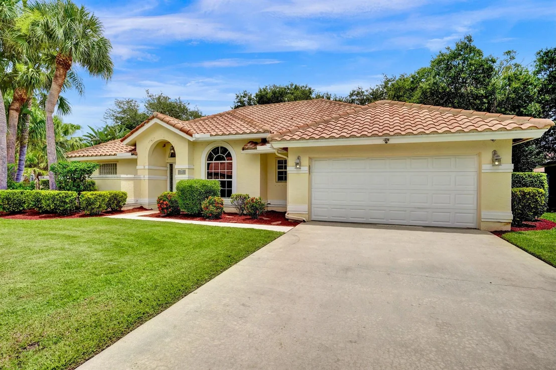 Photo of 7608 Monclair Court