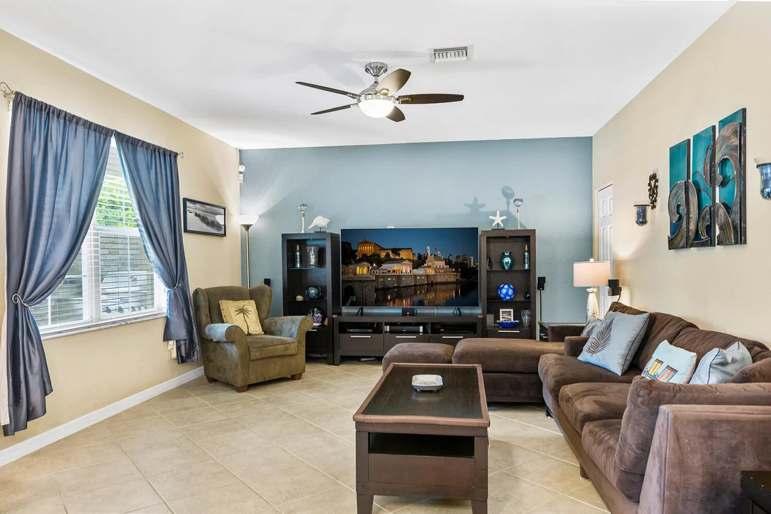 Photo of 10652 Ivanhoe Lane
