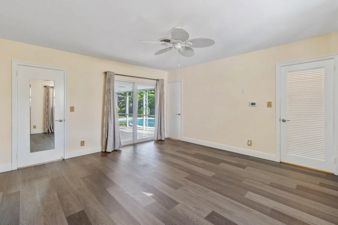 Photo of 1241 Emerald Drive