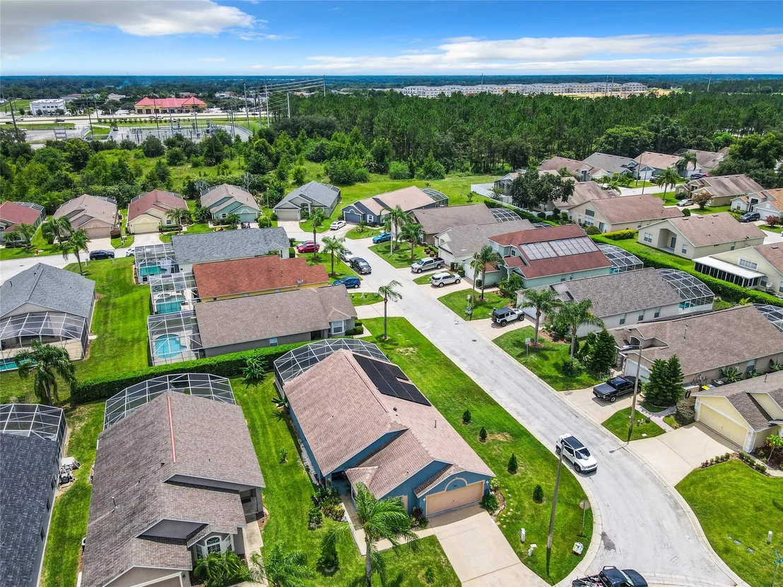Photo of 204 W Fox Loop