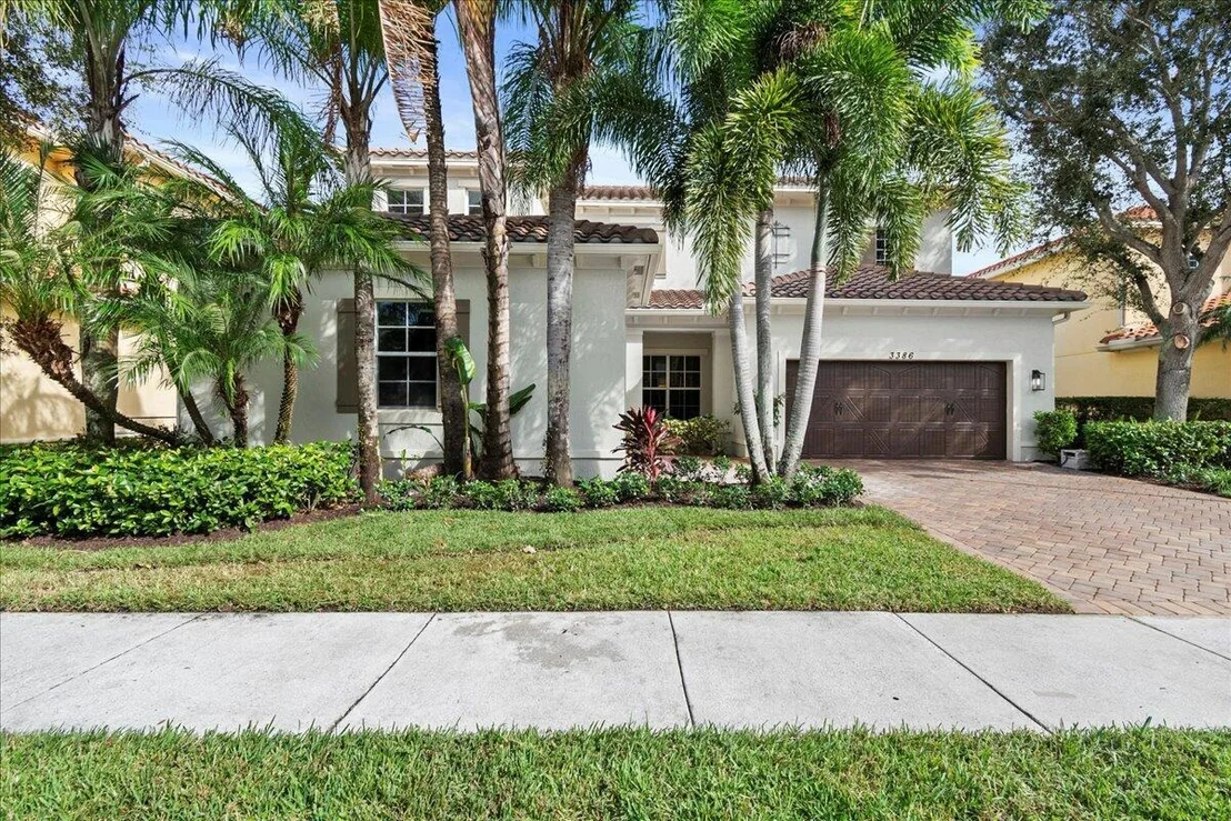 Photo of 3386 Vanderbilt Drive