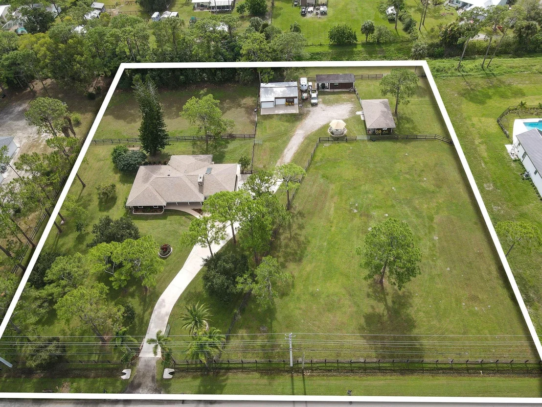 Photo of 12390 Sandy Run